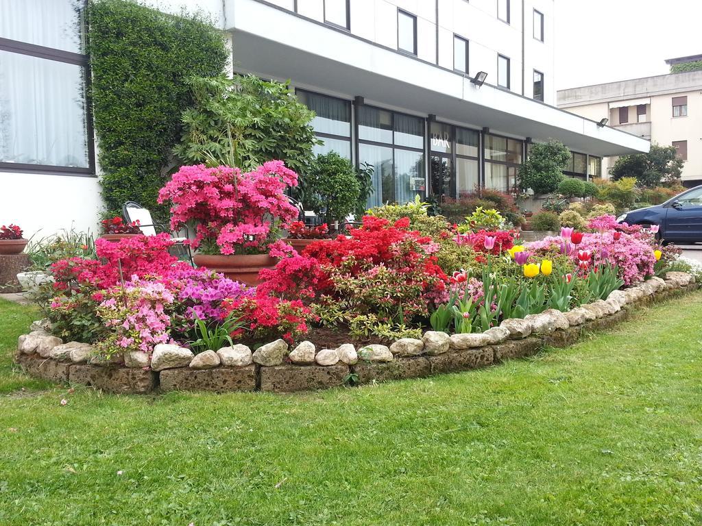 Turandot Magnolia - Hotel & Congressi Grisignano di Zocco Exterior photo